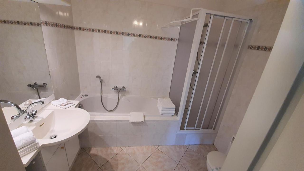 Residence Chateau De Barbet Lombez Екстер'єр фото